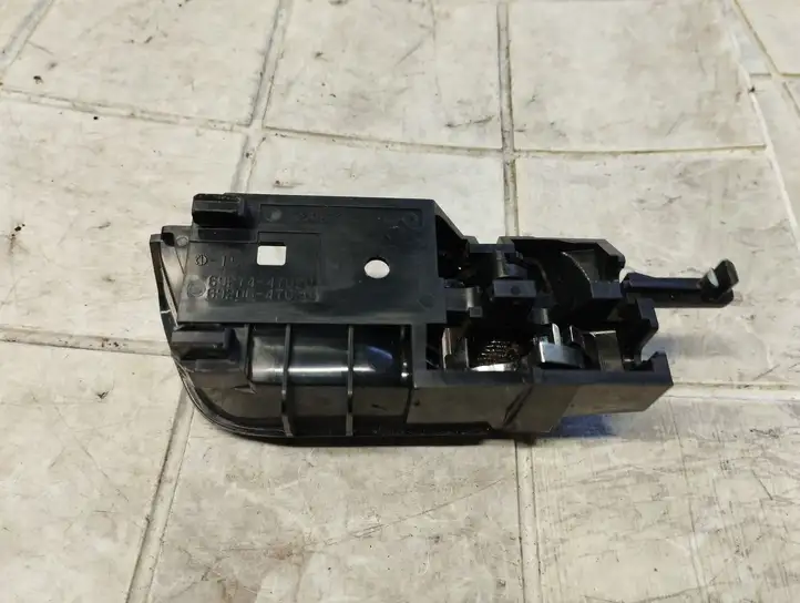Toyota Prius (XW20) (2003 - 2009) 6927447020 Внутренняя ручка двери — фото 3
