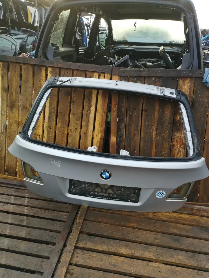 BMW 5 E60 E61 (2004 - 2010) Крышка багажника — фото 1