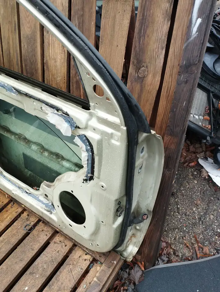 Kia Sportage (2008 - 2010) Дверь — фото 7