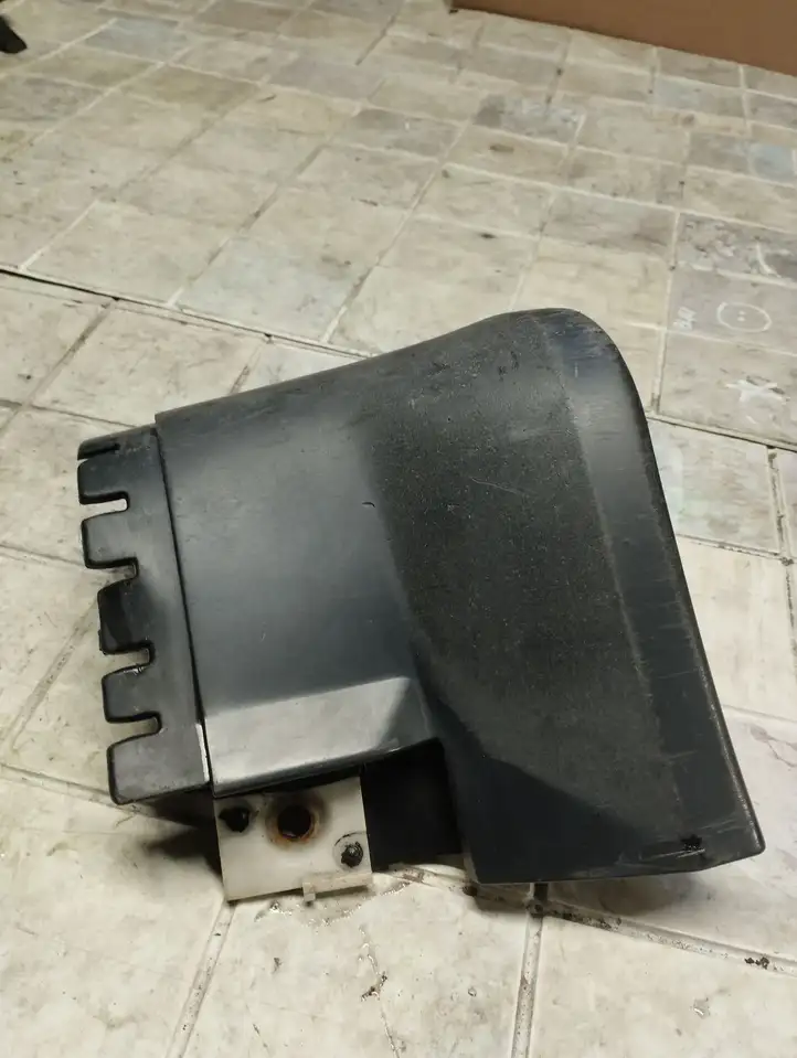 (2000 - ) 8Z0853580 Наружная отделка заднего порога — фото 3