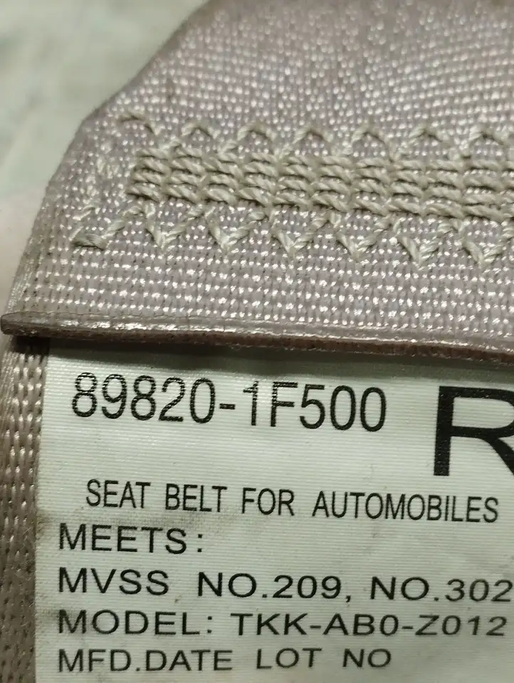 Kia Sportage (2008 - 2010) 898201F500 Задний ремень безопасности — фото 3