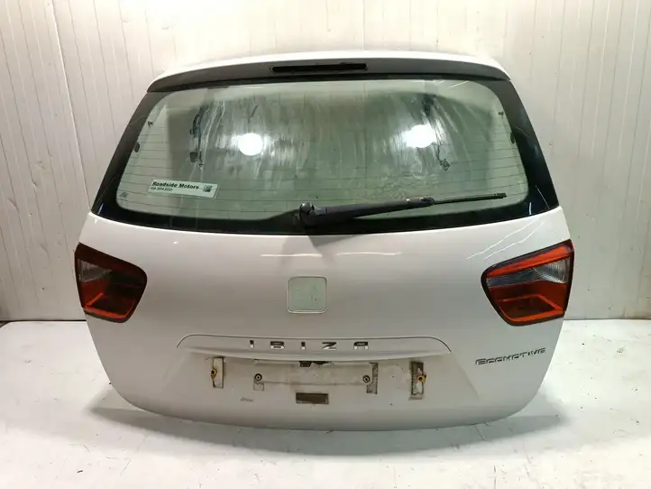 Seat Ibiza IV (6J,6P) (2008 - 2017) Крышка багажника — фото 5