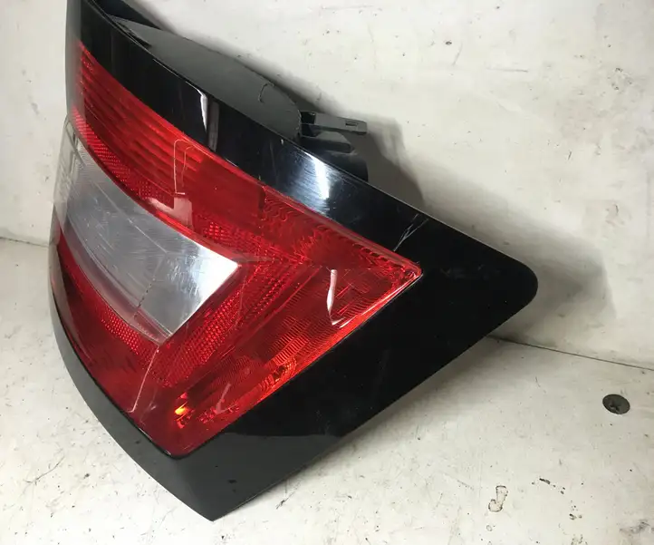 Skoda Fabia Mk3 (NJ) (2015 - 2021) 6V9945096 Задний фонарь в кузове — фото 5
