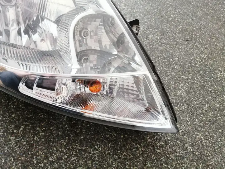 Opel Vivaro (2006 - 2014) 8200701356 Передняя фара — фото 7