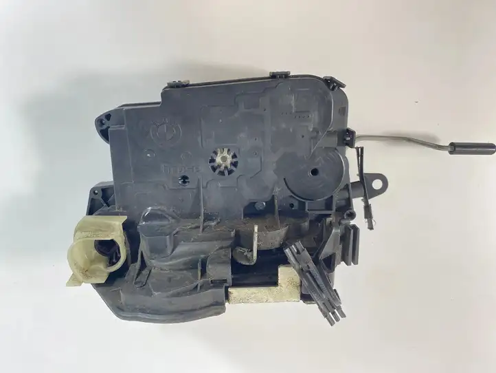 BMW 3 E90 E91 (2005 - 2012) 7059968 Замок ручки двери — фото 2