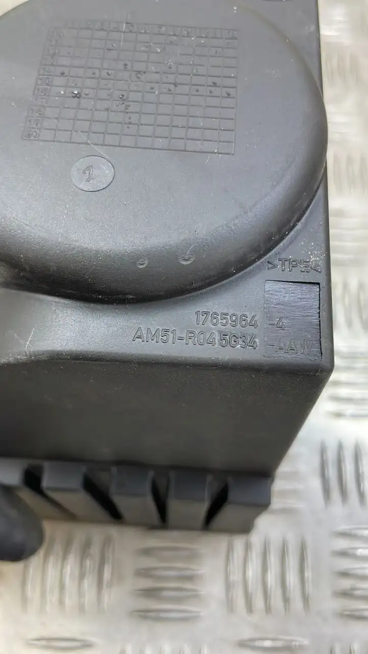 Ford C-MAX II (2015 - ) AM51R045G34 Ящик центральной консоли — фото 2