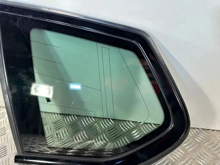 BMW X3 F25 (2010 - 2017) 7205663 Заднее боковое стекло — фото 2