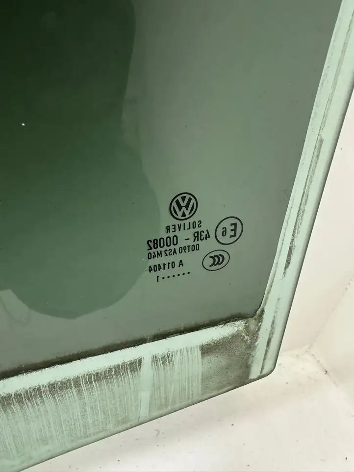Volkswagen PASSAT B7 (2011 - 2014) 43R00082 Стекло задней двери — фото 5