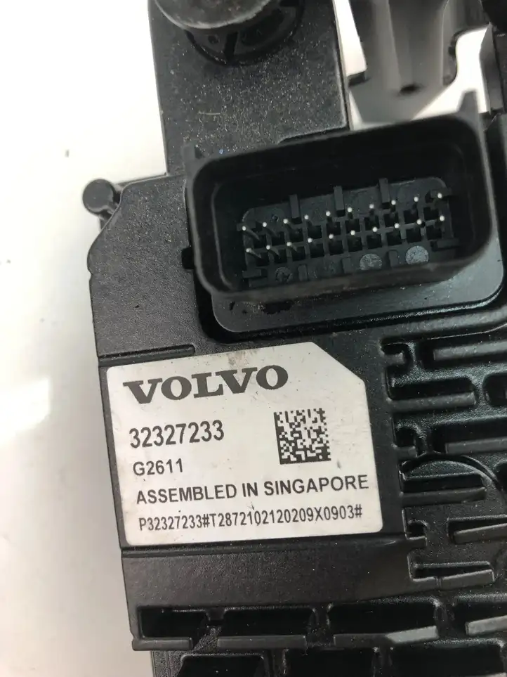 Volvo S90, V90 (2016 - 2020) 32327233 Модуль управления видео — фото 4