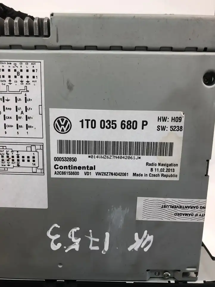 Volkswagen PASSAT CC (2012 - 2017) 1T0035680P Магнитола / мультимедийная система — фото 4