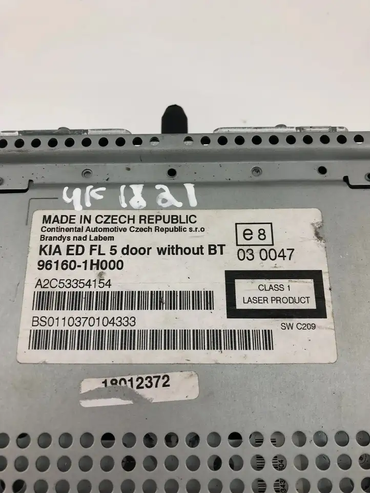 Kia Ceed (2012 - 2015) 961601H000 Магнитола / мультимедийная система — фото 4