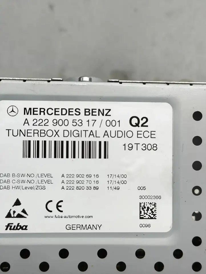Mercedes-Benz GLC X253/C253 (2015 - ) A2229005317 Усилитель антенны — фото 6