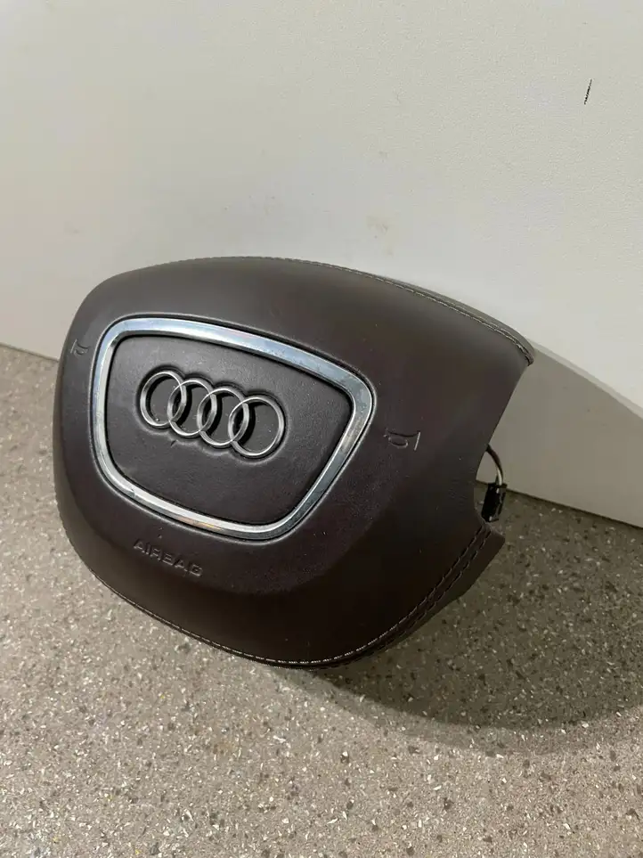 Audi A8 S8 D4 4H (2010 - 2014) 4H0880201C Подушка безопасности руля — фото 2