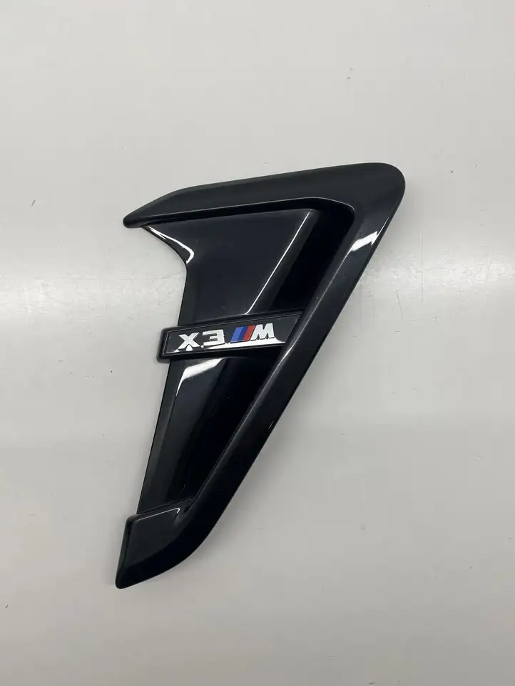 BMW X3M F97 (2019 - ) 8098090 Решетка в крыле — фото 1