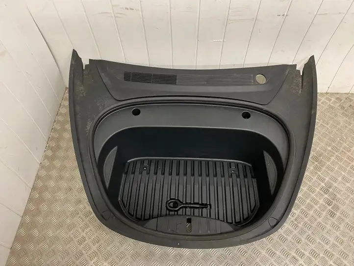Tesla Model 3 (2017 - 2023) 152673800a Ящик для хранения в багажнике — фото 1