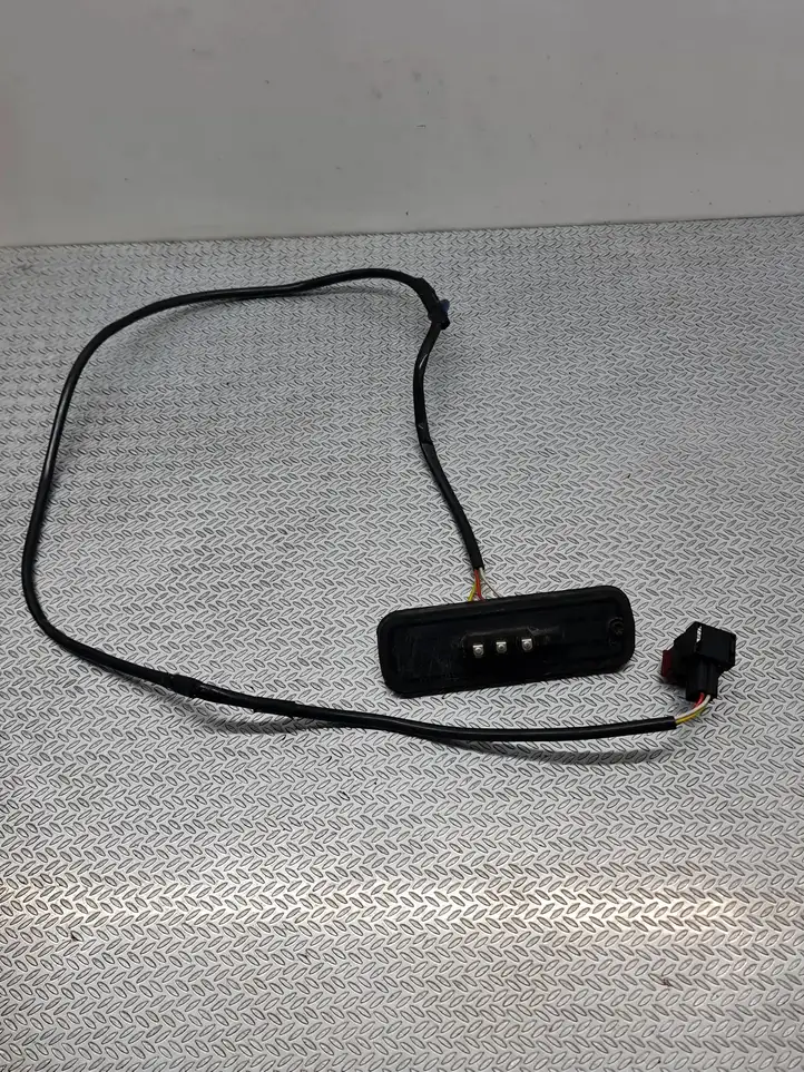 Renault Trafic II (X83) (2002 - 2014) 8200139741 Контакт двери — фото 3