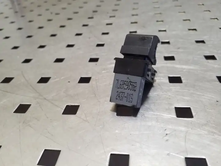 Seat Leon (1P) (2005 - 2012) 7L6959855B Кнопка стеклоподъемников — фото 2