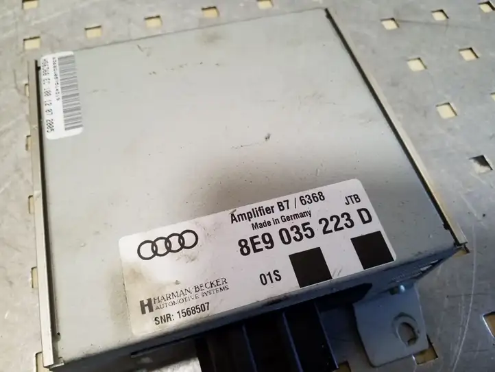 Audi A4 S4 B7 8E 8H (2004 - 2009) 8E9035223D Усилитель звука — фото 2