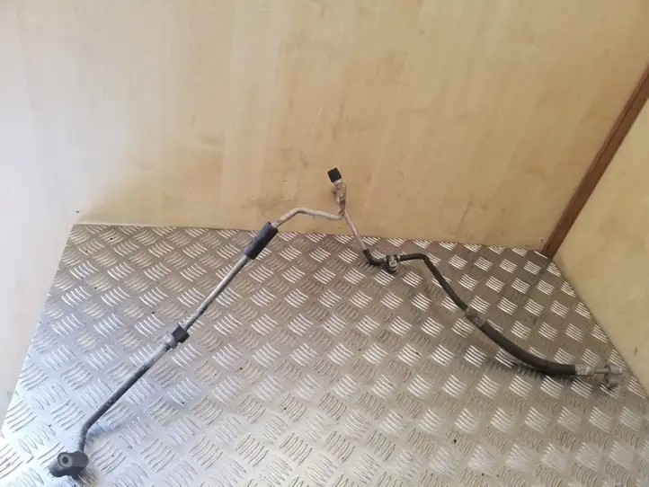 (2001 - ) 8Z1260713 Трубки и шланги кондиционера — фото 1