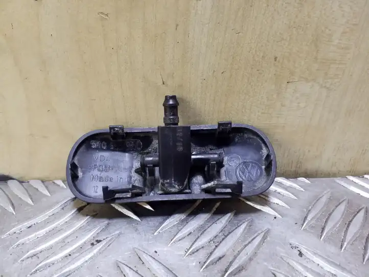 Volkswagen Golf Plus (2008 - 2014) 5M0955985C Форсунка омывателя лобового стекла — фото 2