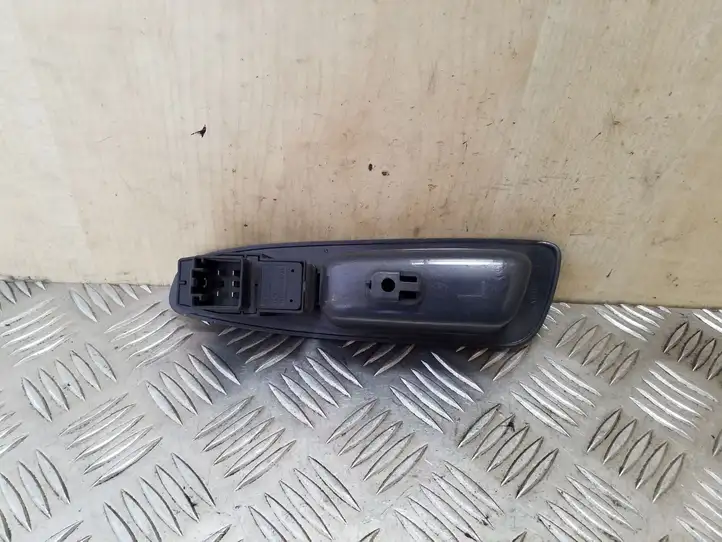 Volvo S40, V40 (2000 - 2004) 30889757 Кнопка стеклоподъемников — фото 4