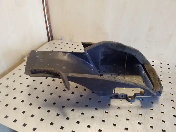 Toyota Avensis Verso (2001 - 2004) 1790927020 Воздуховод интеркулера — фото 2