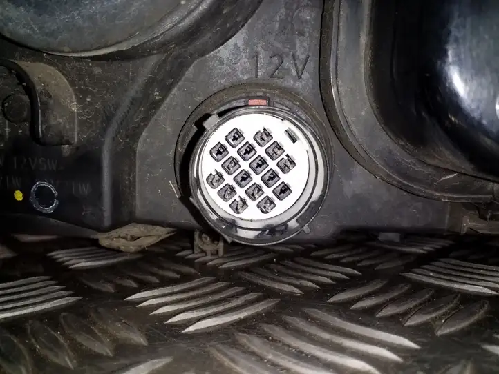 Land Rover Freelander 2 - LR2 (2006 - 2010) 6H5213W030AC Передняя фара — фото 6