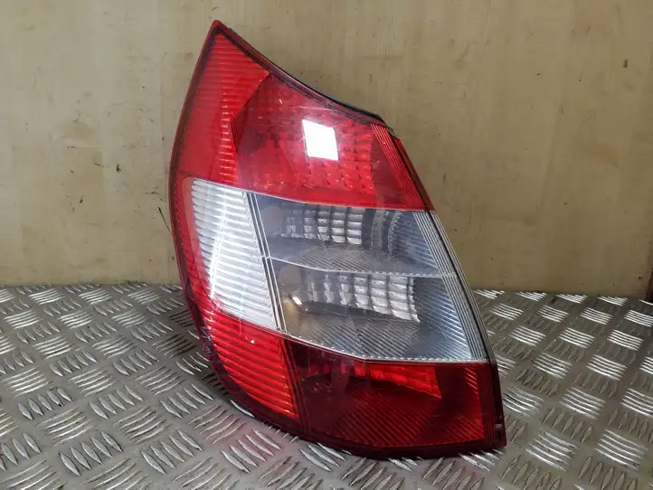 Renault Scenic II - Grand scenic II (2003 - 2006) 8200493374G Задний фонарь в кузове — фото 1