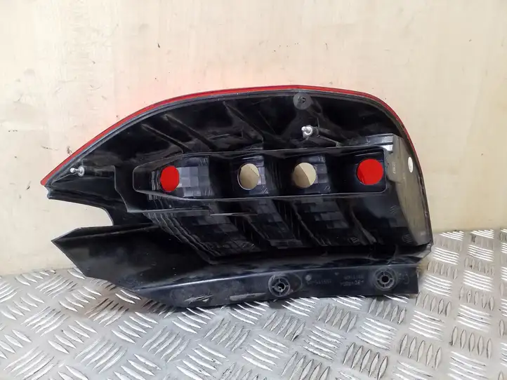 Renault Scenic II - Grand scenic II (2003 - 2006) 8200493374G Задний фонарь в кузове — фото 6