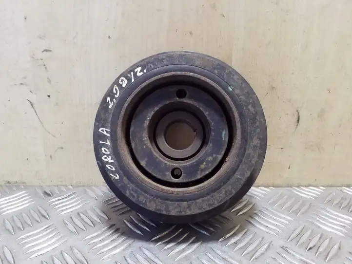 Toyota Corolla E120 E130 (2000 - 2004) 134700G010 Шкив коленчатого вала — фото 1