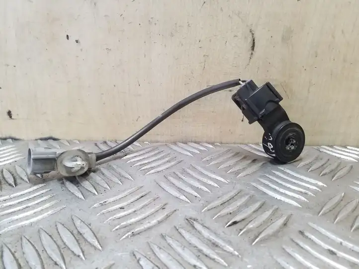 Toyota Corolla E120 E130 (2004 - 2007) 1710001110 Датчик детонации — фото 2