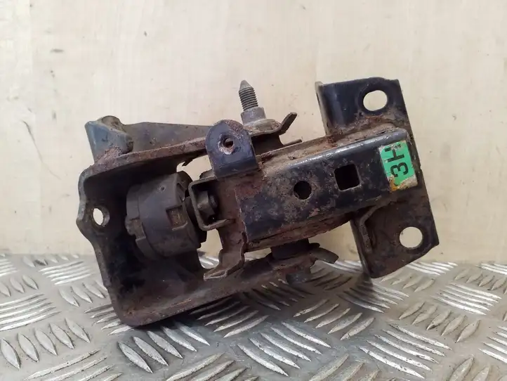 Toyota Corolla E120 E130 (2004 - 2007) 123720D080 Опора двигателя — фото 2