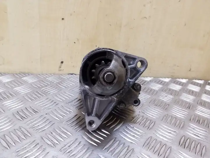 Toyota Auris E180 (2012 - 2018) 281000N121 Стартер — фото 2