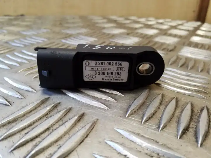 Nissan Qashqai (2006 - 2010) 0281002566 Датчик давления воздуха впуска — фото 5
