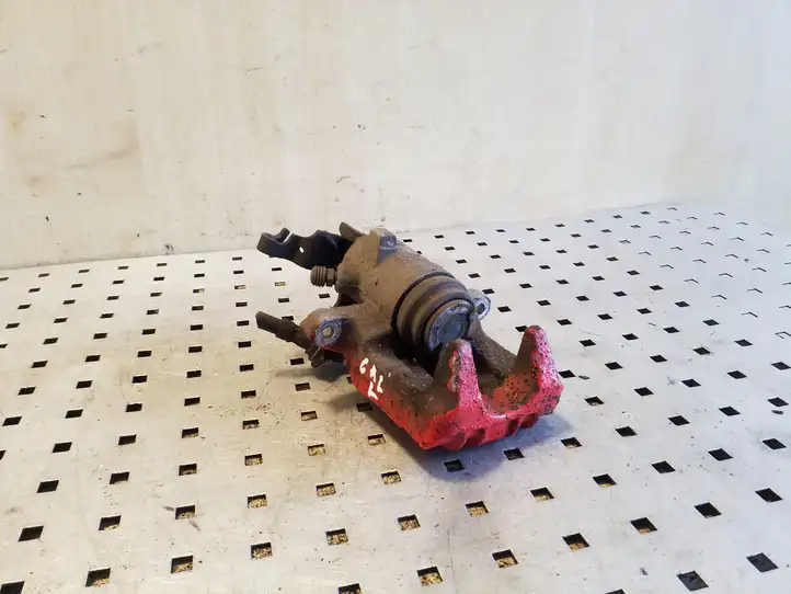 Volkswagen Scirocco (2008 - 2014) Тормозной суппорт задний — фото 2