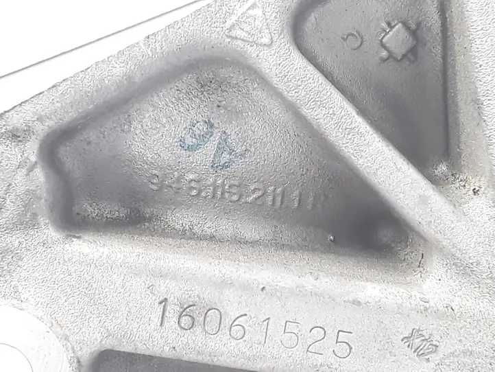 Porsche Macan (95B) (2014 - 2018) 94611521131 Кронштейн двигателя — фото 8