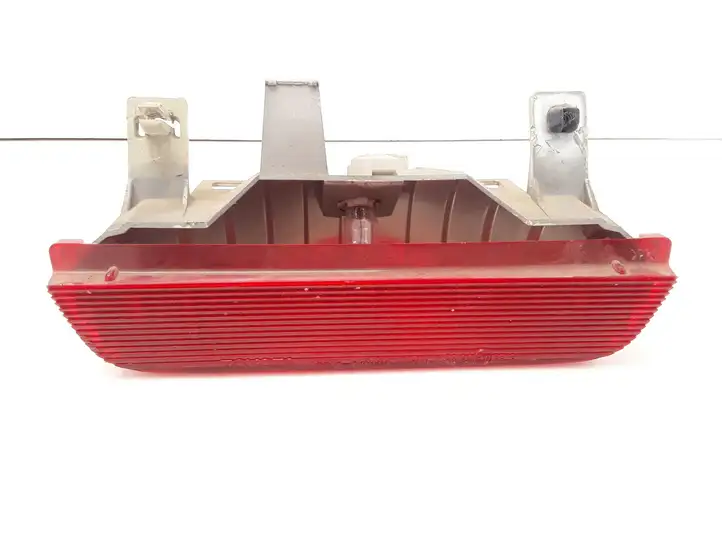 Toyota Yaris Verso (1999 - 2005) E130516 Дополнительный стоп фонарь — фото 1