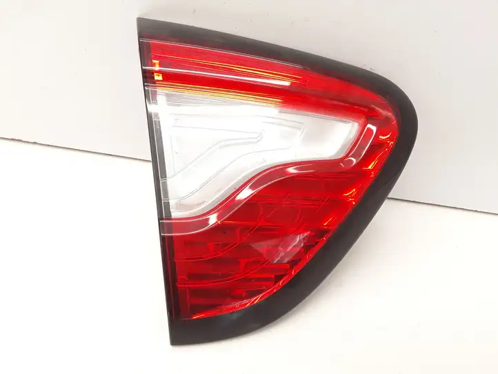Renault Captur (2013 - 2020) 265557893R Задний фонарь в крышке багажника — фото 1