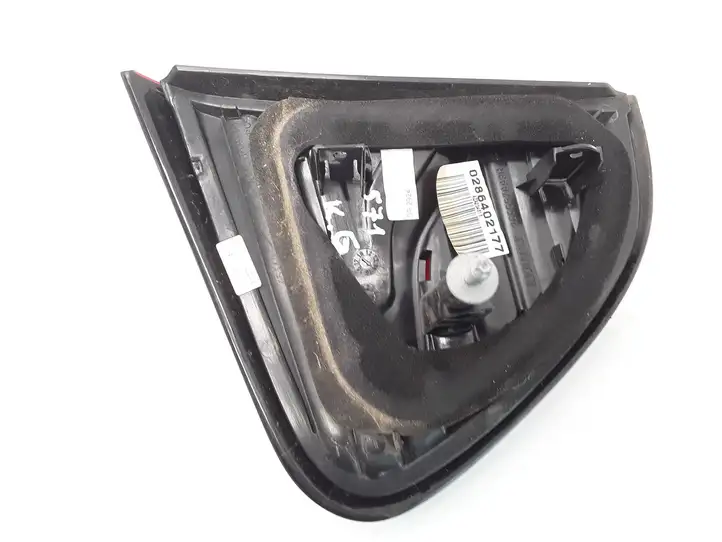Renault Captur (2013 - 2020) 265557893R Задний фонарь в крышке багажника — фото 7