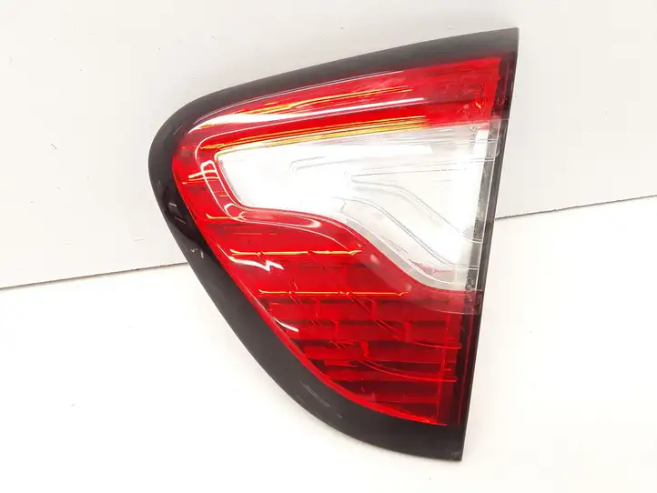 Renault Captur (2013 - 2020) 265501712R Задний фонарь в крышке багажника — фото 1