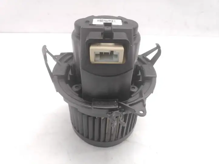 Renault Captur (2013 - 2020) 5P3730000 Вентилятор печки — фото 2