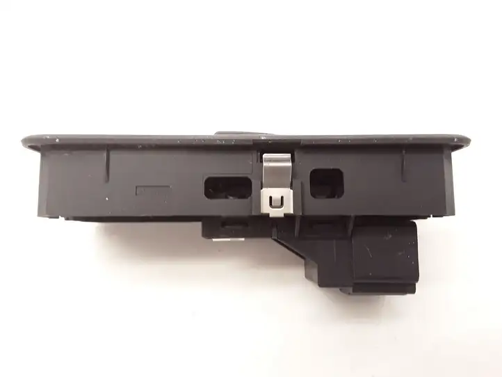 Land Rover Discovery 3 - LR3 (2004 - 2009) YUD501070PVJ Блок кнопок стеклоподъемников — фото 4