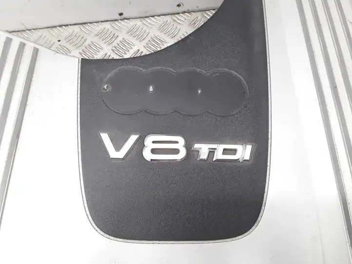 Audi A8 S8 D2 4D (1999 - 2002) 057103935B Крышка двигателя декоративная — фото 3