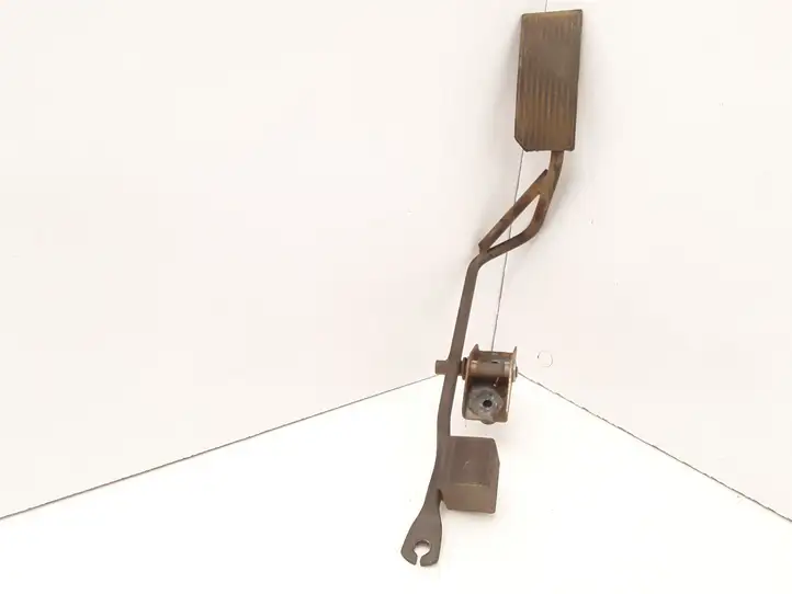 Ford Maverick (2004 - 2007) Педаль акселератора — фото 1