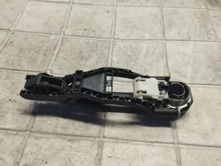 Seat Altea XL (2004 - 2015) 5P0837886 Наружная ручка двери — фото 3
