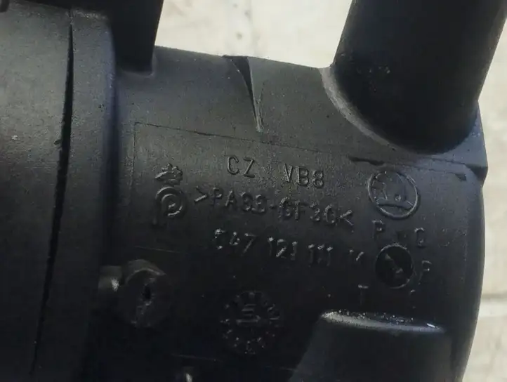 Skoda Fabia Mk1 (6Y) (1999 - 2007) 047121111M Термостат — фото 2