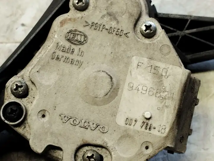 Volvo S80 (1998 - 2004) 9496821 Педаль акселератора — фото 3