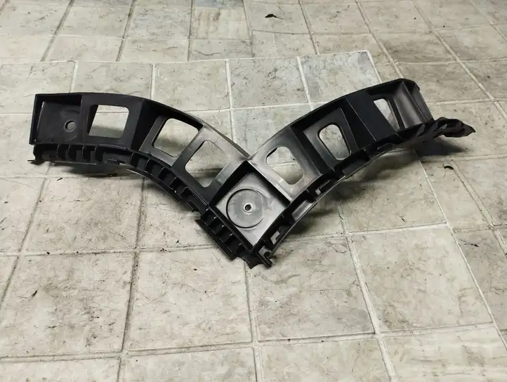 Volkswagen Tiguan (2007 - 2011) 5N0807394A Кронштейн заднего бампера — фото 1