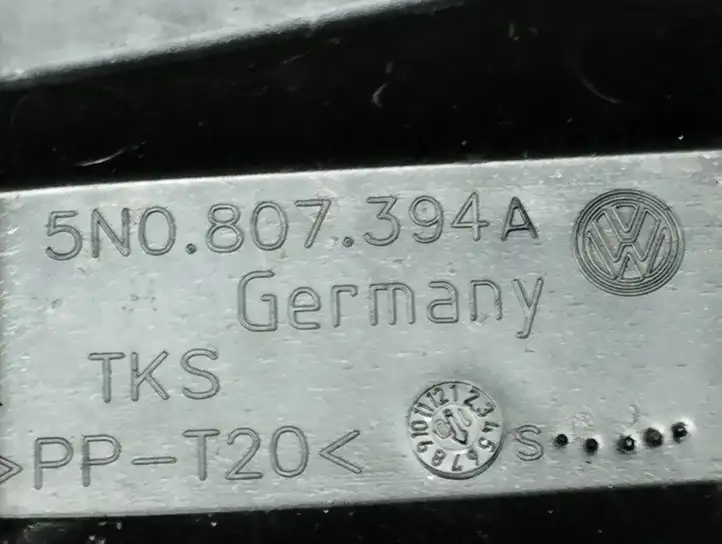 Volkswagen Tiguan (2007 - 2011) 5N0807394A Кронштейн заднего бампера — фото 2