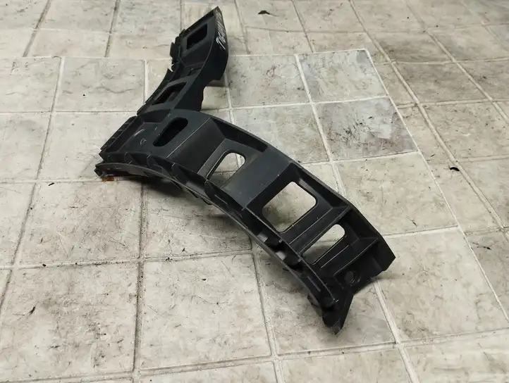 Volkswagen Tiguan (2007 - 2011) 5N0807394A Кронштейн заднего бампера — фото 3
